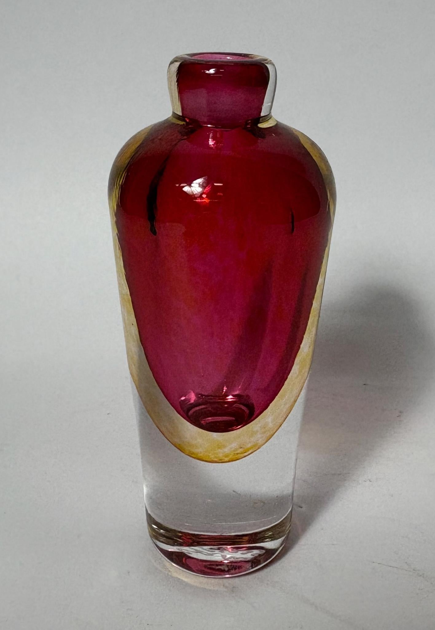 Mid‑Century Sommerso Cased Glass Bottle Vase – Cranberry & Amber