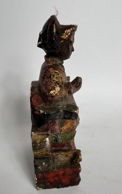Antique Chinese Carved Wooden “Emperor” Figure – Polychrome Traces & Ink Inscription, 13cm