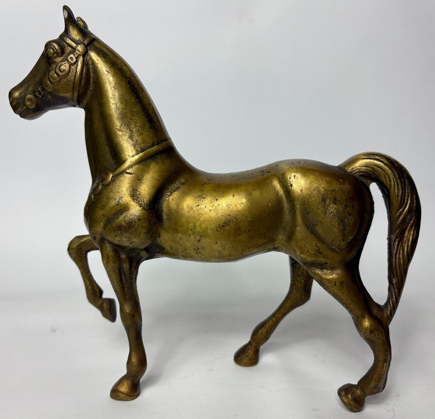 Pair of Antique Cast Brass Horse Figures (c. 1880–1920) – Heavy Equestrian Mantel Ornaments – 21cm