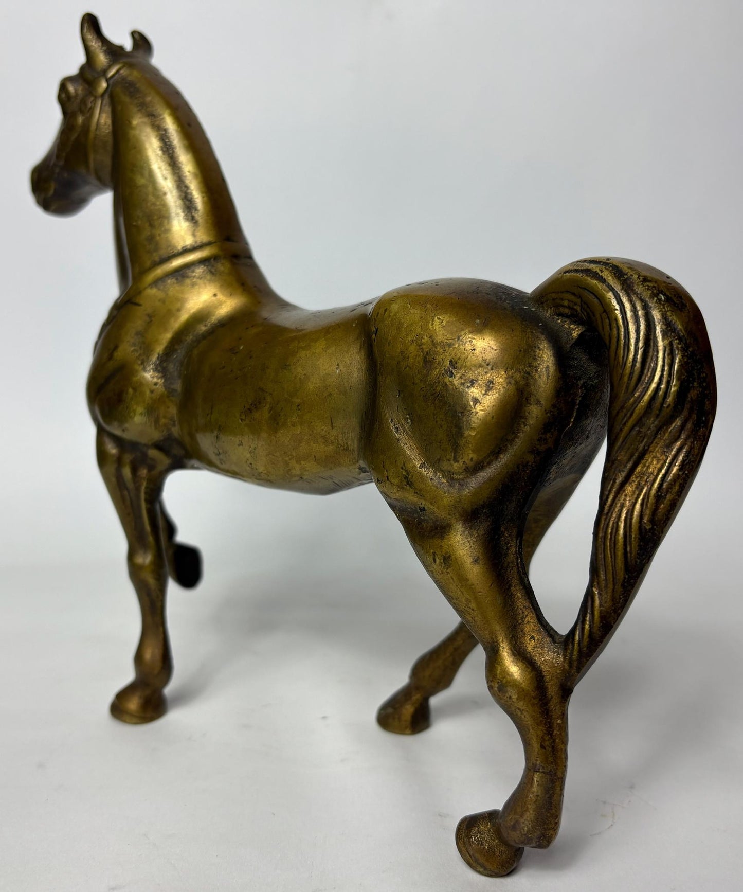 Pair of Antique Cast Brass Horse Figures (c. 1880–1920) – Heavy Equestrian Mantel Ornaments – 21cm